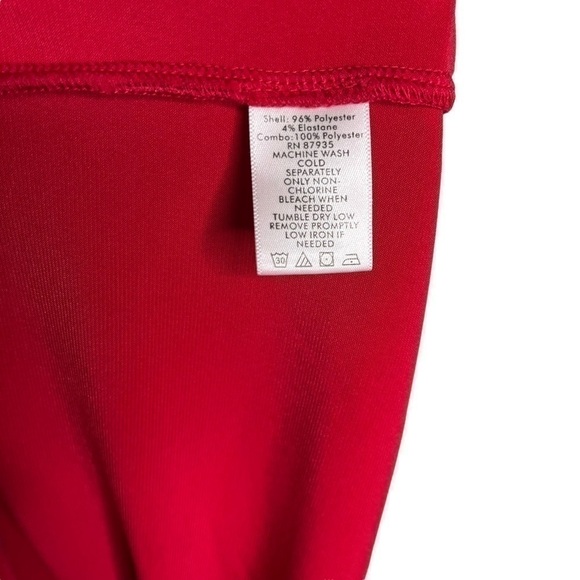 Simonton Says red satin short flutter sleeve career blouse Sz S - Picture 5 of 5